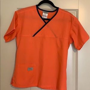 Urbane Scrub Top Size Medium